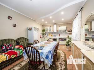 Дом 640м², 3-этажный, участок 8 сот.  