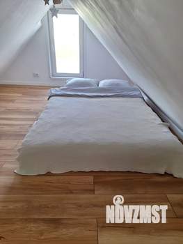 Дом 70м², 2-этажный, участок 8 сот.  