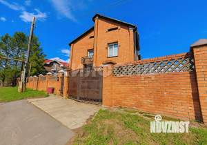 Коттедж 292м&sup2;, 3-этажный, участок 13 сот.  