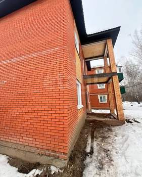 Дом 180м², 2-этажный, участок 5 сот.  
