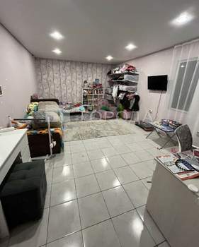 Дом 265м&sup2;, 1-этажный, участок 7 сот.  