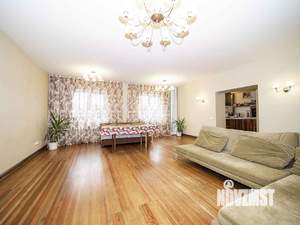 Дом 190м², 2-этажный, участок 5 сот.  