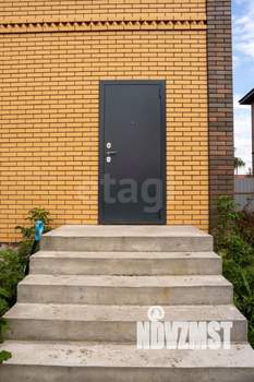 Дом 180м&sup2;, 2-этажный, участок 7 сот.  