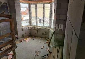 Дом 138м&sup2;, 2-этажный, участок 4 сот.  