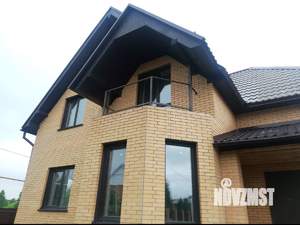 Коттедж 200м&sup2;, 2-этажный, участок 10 сот.  