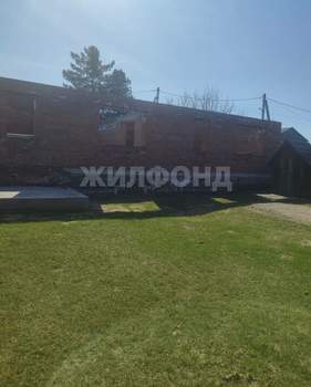 Дом 75м², 2-этажный, участок 10 сот.  