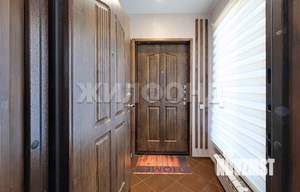 Коттедж 208м², 3-этажный, участок 10 сот.  