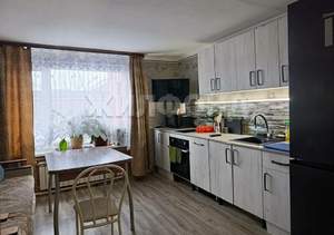 Дом 250м&sup2;, 2-этажный, участок 8 сот.  