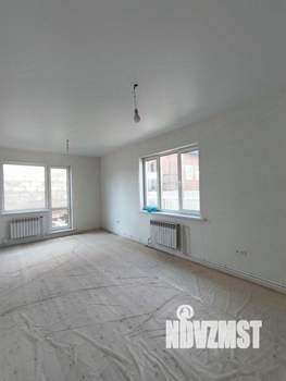 Дом 100м&sup2;, 2-этажный, участок 3 сот.  