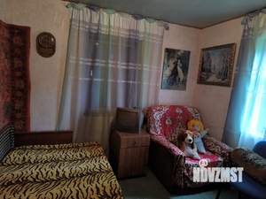 Дом 42м², 2-этажный, участок 8 сот.  