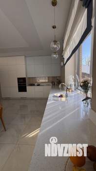 Коттедж 420м&sup2;, 2-этажный, участок 15 сот.  