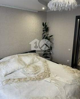 Дом 64м&sup2;, 2-этажный, участок 2 сот.  