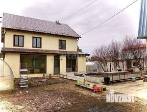 Дом 180м&sup2;, 2-этажный, участок 6 сот.  