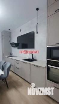 Коттедж 180м², 3-этажный, участок 6 сот.  