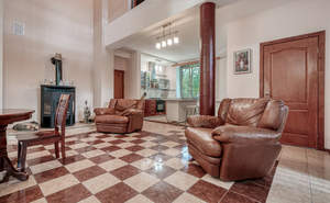 Дом 308м&sup2;, 2-этажный, участок 6 сот.  