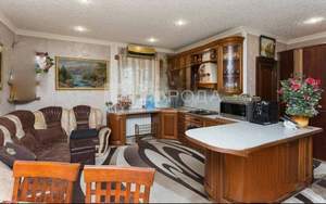 Дом 169м², 2-этажный, участок 8 сот.  