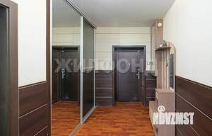 Дом 221м&sup2;, 2-этажный, участок 5 сот.  