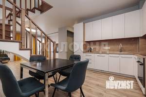 Коттедж 120м², 2-этажный, участок 6 сот.  