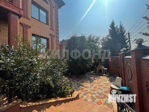 Коттедж 524м², 3-этажный, участок 8 сот.  