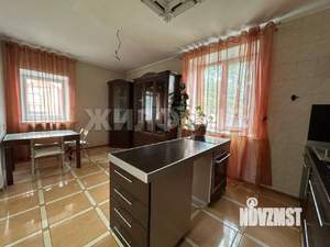 Коттедж 292м², 3-этажный, участок 13 сот.  