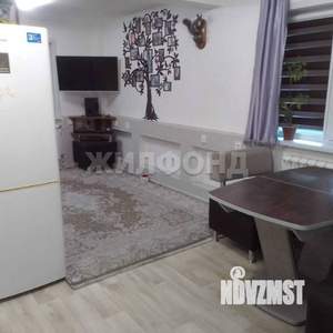 Дом 61м&sup2;, 2-этажный, участок 2 сот.  