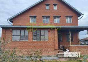 Дом 238м², 3-этажный, участок 10 сот.  