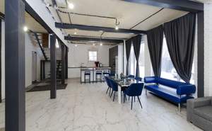 Дом 230м², 2-этажный, участок 6 сот.  