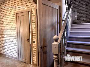 Дом 253м&sup2;, 3-этажный, участок 7 сот.  