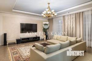 Коттедж 576м², 3-этажный, участок 30 сот.  