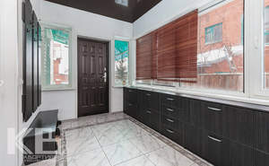 Дом 266м&sup2;, 3-этажный, участок 6 сот.  