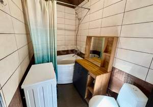 Дом 70м&sup2;, 2-этажный, участок 4 сот.  