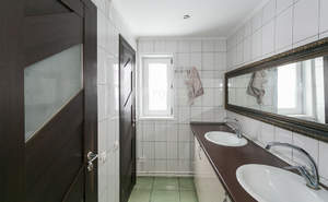 Дом 440м&sup2;, 2-этажный, участок 8 сот.  