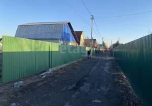 Дом 64м&sup2;, 2-этажный, участок 10 сот.  