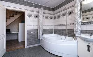 Дом 179м², 2-этажный, участок 7 сот.  