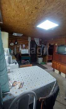 Дом 70м&sup2;, 2-этажный, участок 6 сот.  