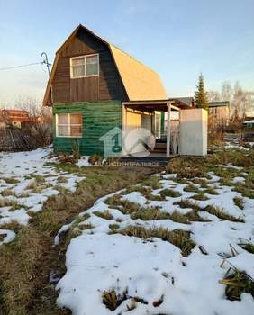 Дом 42м², 2-этажный, участок 6 сот.  