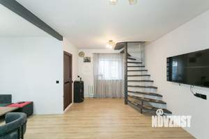 Дом 121м&sup2;, 2-этажный, участок 3 сот.  