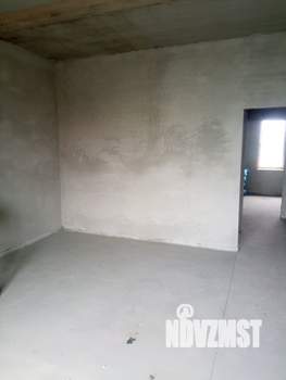 Коттедж 180м², 3-этажный, участок 3 сот.  