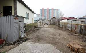 Дом 200м&sup2;, 3-этажный, участок 4 сот.  