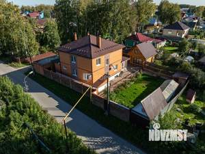 Дом 301м&sup2;, 2-этажный, участок 10 сот.  