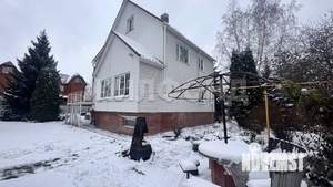 Коттедж 272м², 2-этажный, участок 8 сот.  