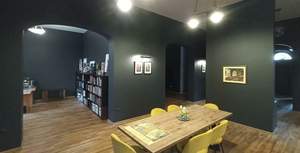 Дом 660м&sup2;, 3-этажный, участок 8 сот.  