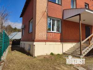 Дом 326м&sup2;, 3-этажный, участок 7 сот.  