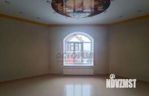 Дом 695м&sup2;, 2-этажный, участок 12 сот.  