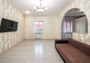 Дом 210м&sup2;, 3-этажный, участок 3 сот.  