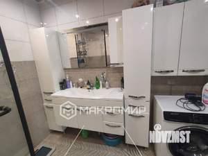 Дом 200м&sup2;, 3-этажный, участок 6 сот.  