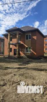 Дом 180м&sup2;, 2-этажный, участок 5 сот.  