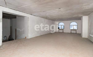 Дом 985м&sup2;, 3-этажный, участок 7 сот.  