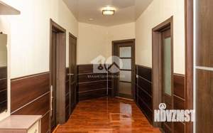 Дом 221м&sup2;, 2-этажный, участок 5 сот.  