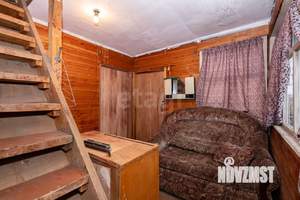 Дом 30м&sup2;, 2-этажный, участок 4 сот.  